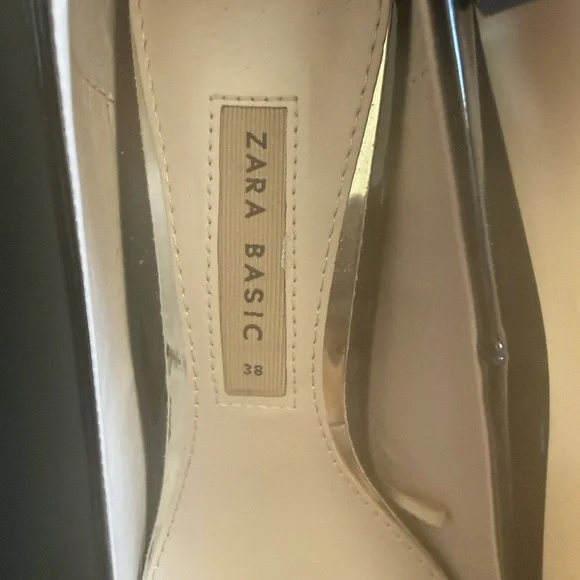 Zara Glossy Black Pointed Heels - Picture 4 of 5